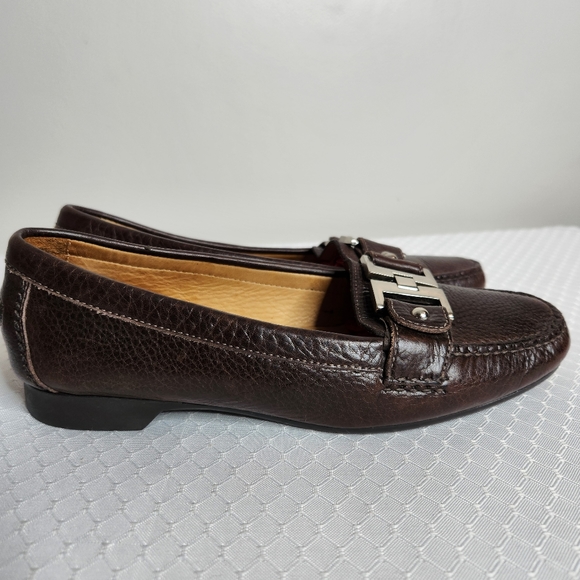 Fairmount Brown Leather Slip On Loafers with Silver Buckles, Sz 5 - Picture 3 of 9